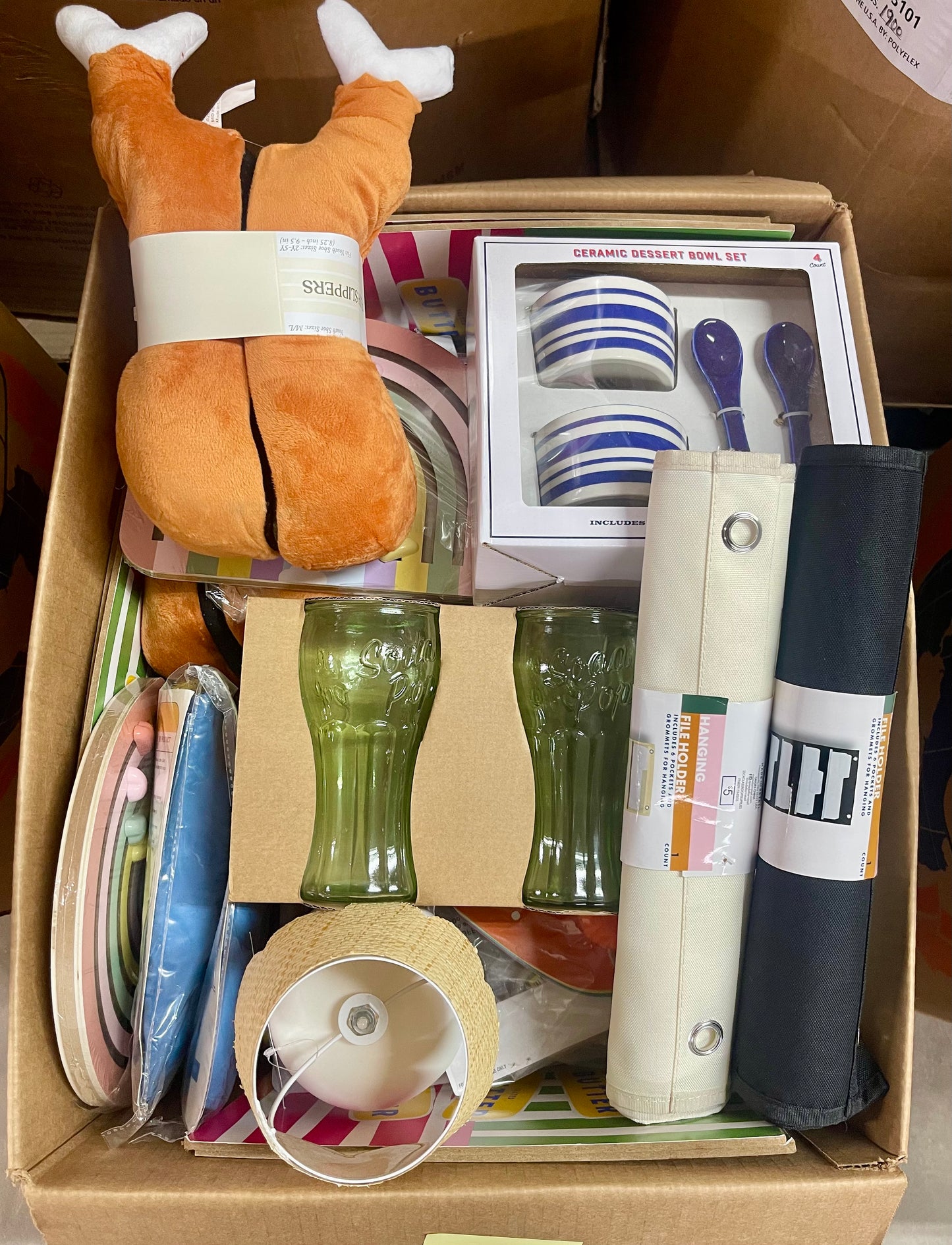 Caja # 22 miscelaneo de retorno americano.