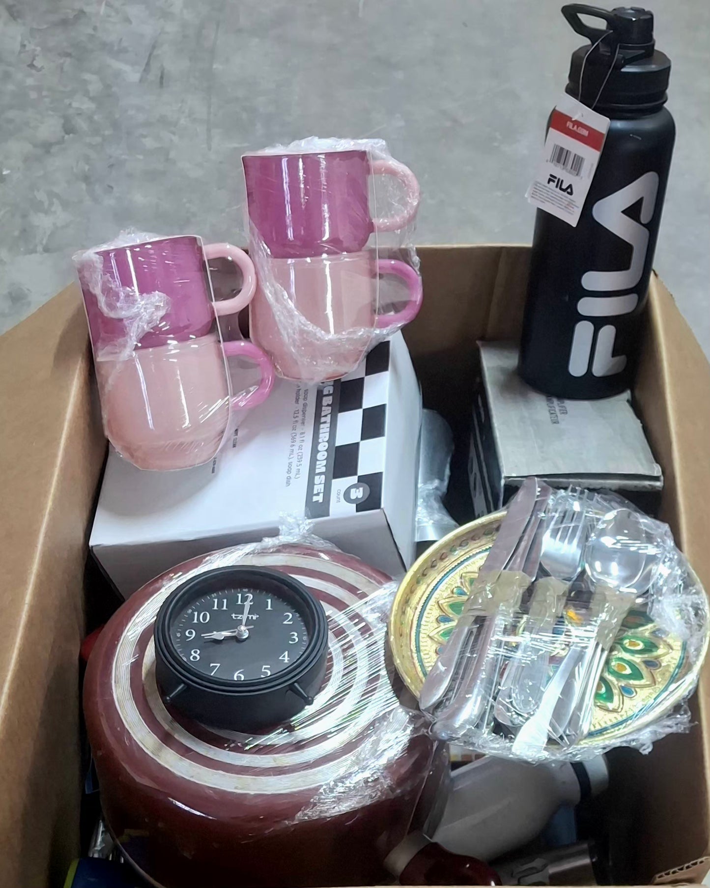 Caja #39 miscelaneo clasificado americano usado