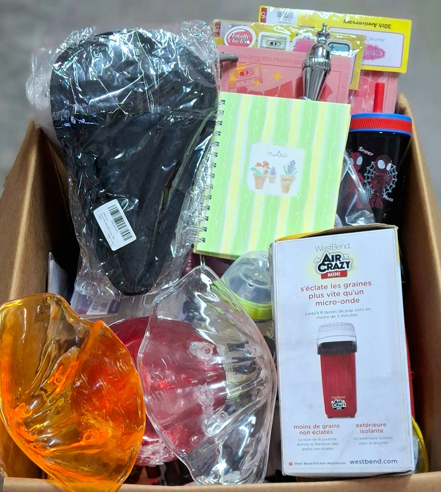 Caja #53 miscelaneo clasificado americano usado