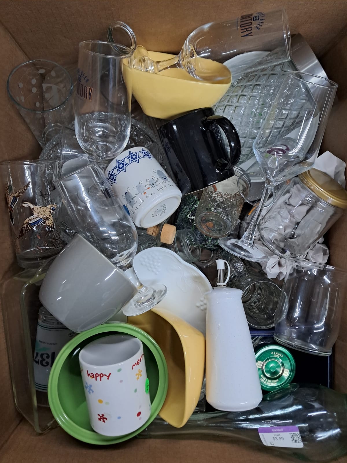 Caja# 97 cristaleria clásificado usado americano