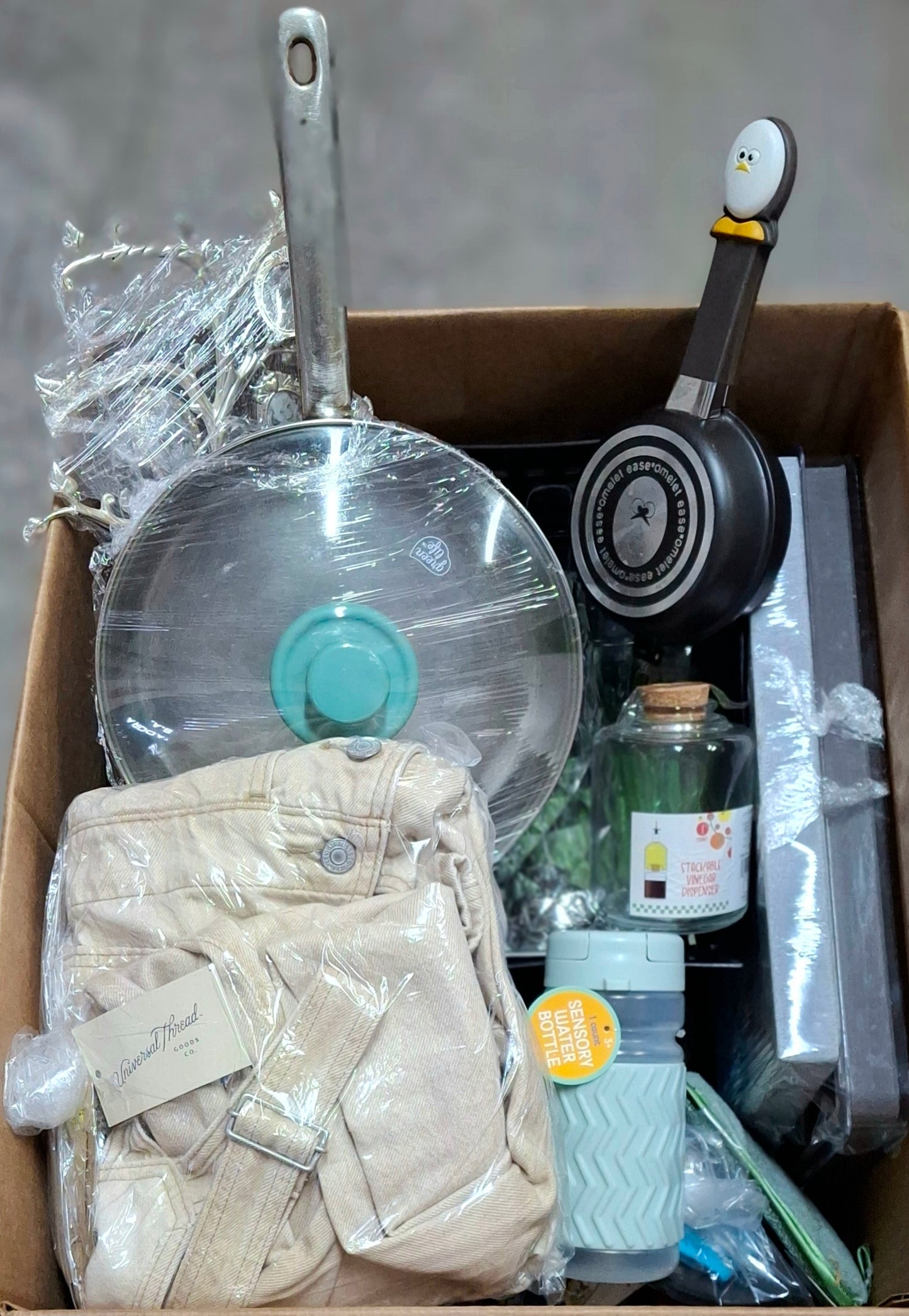 Caja #150 miscelaneo clasificado americano usado