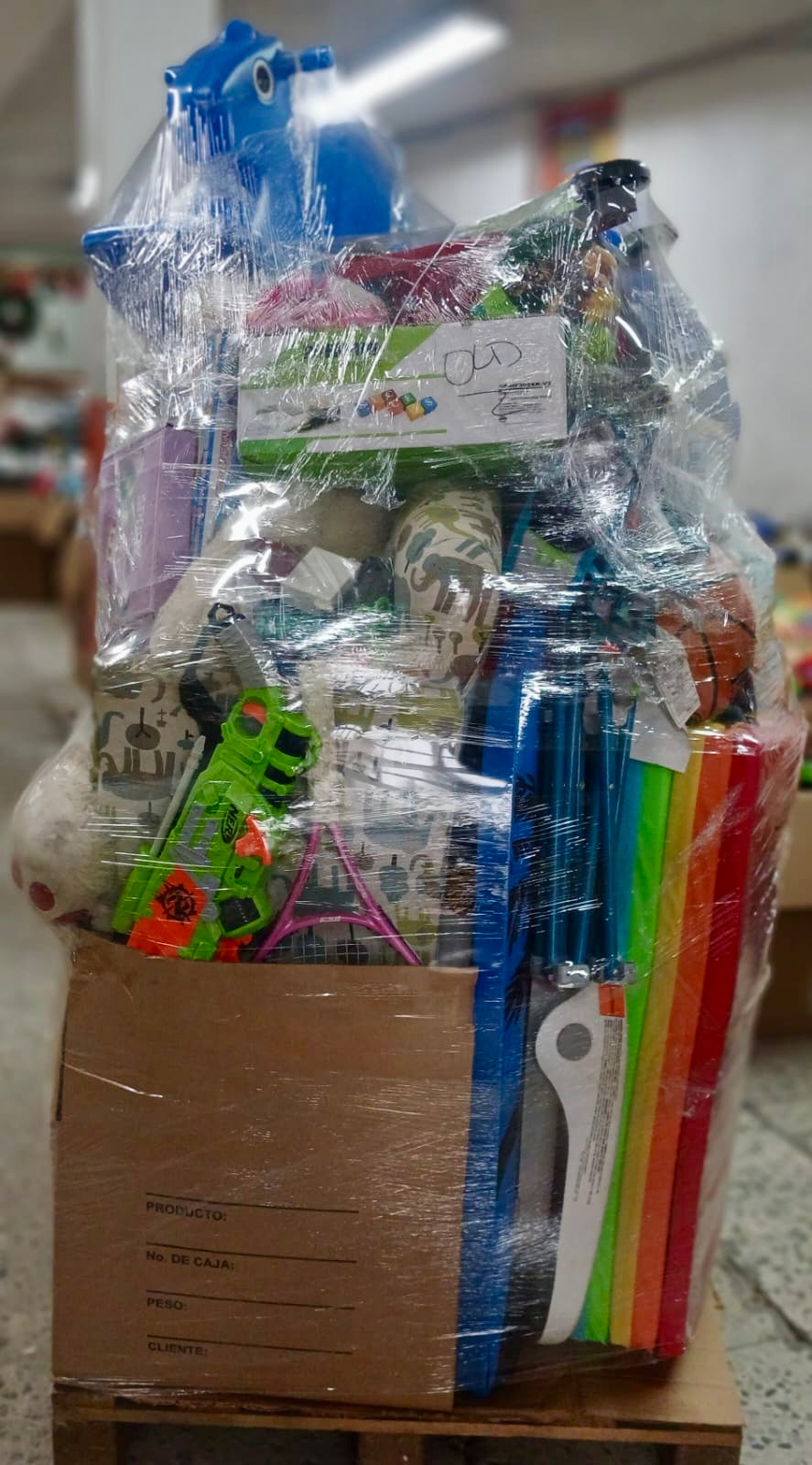 Tarima # 5 juguete crudo americano usado