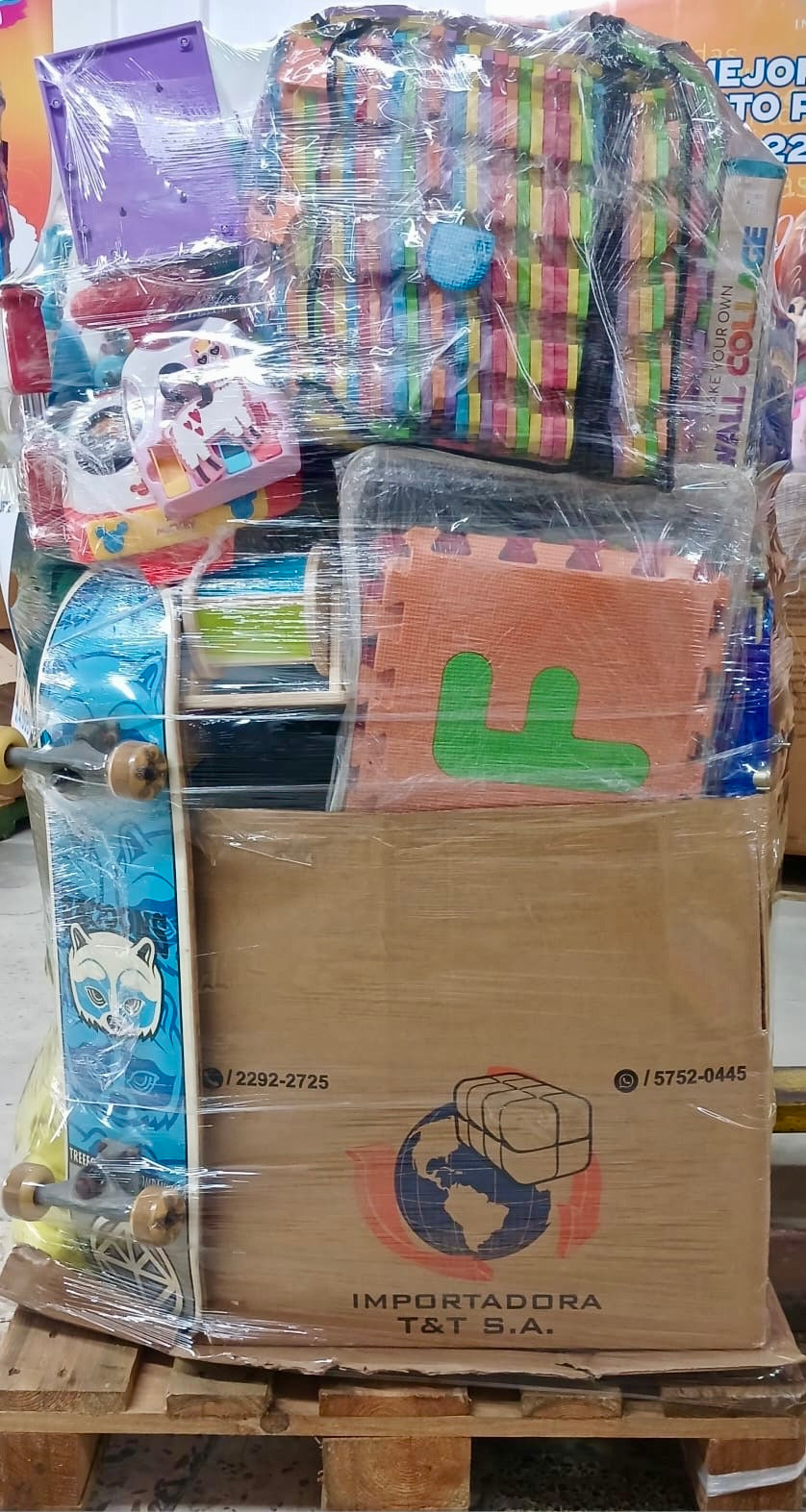 Tarima de juguete # 3  crudo americano usado