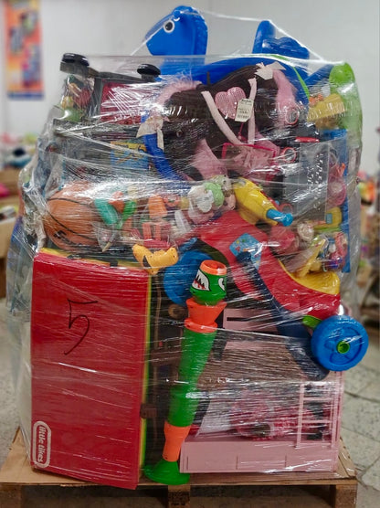 Tarima # 5 juguete crudo americano usado