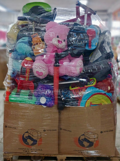 Tarima #11 juguete crudo americano usado