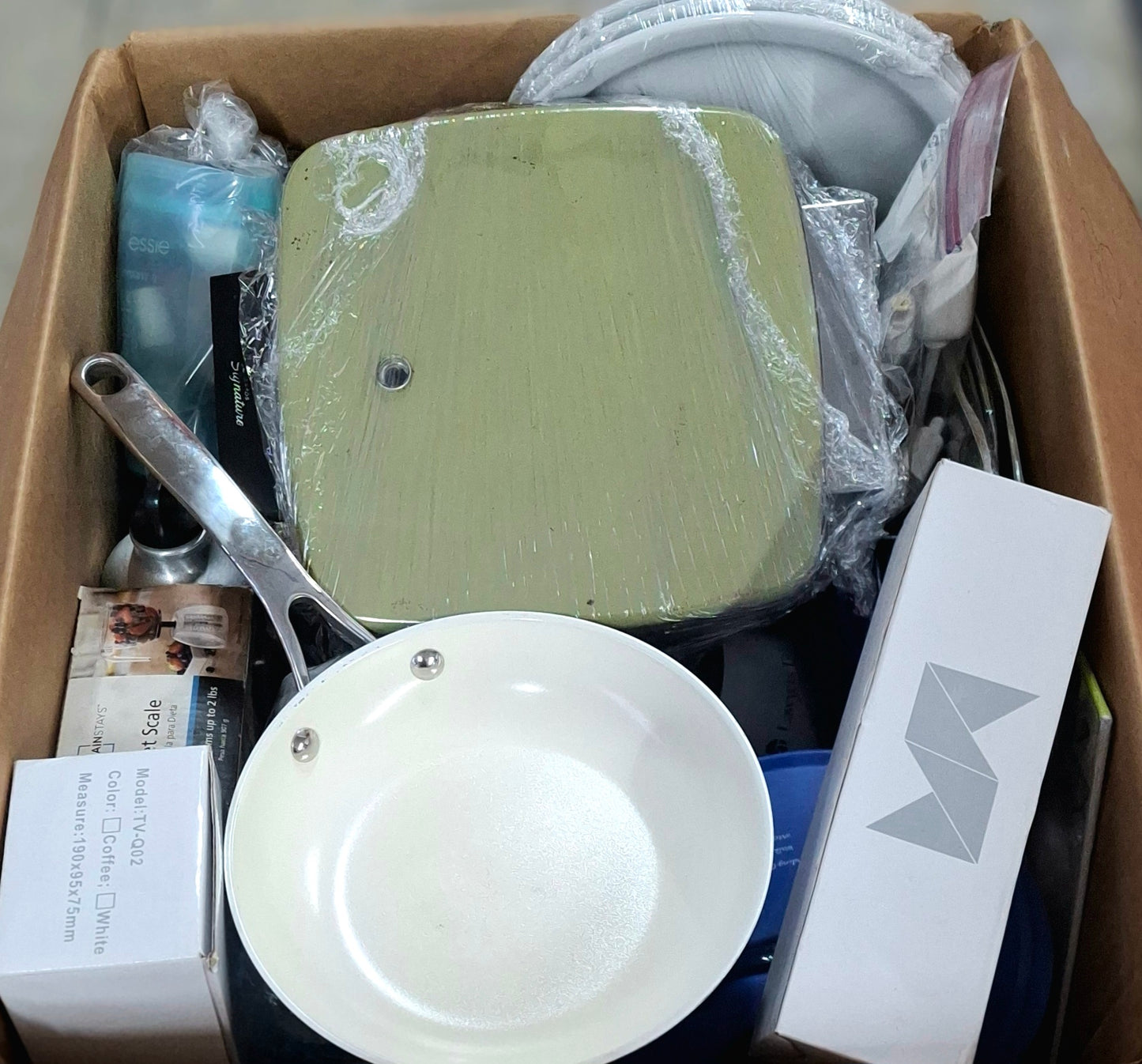 Caja #78 miscelaneo  clasificado  americano  usado