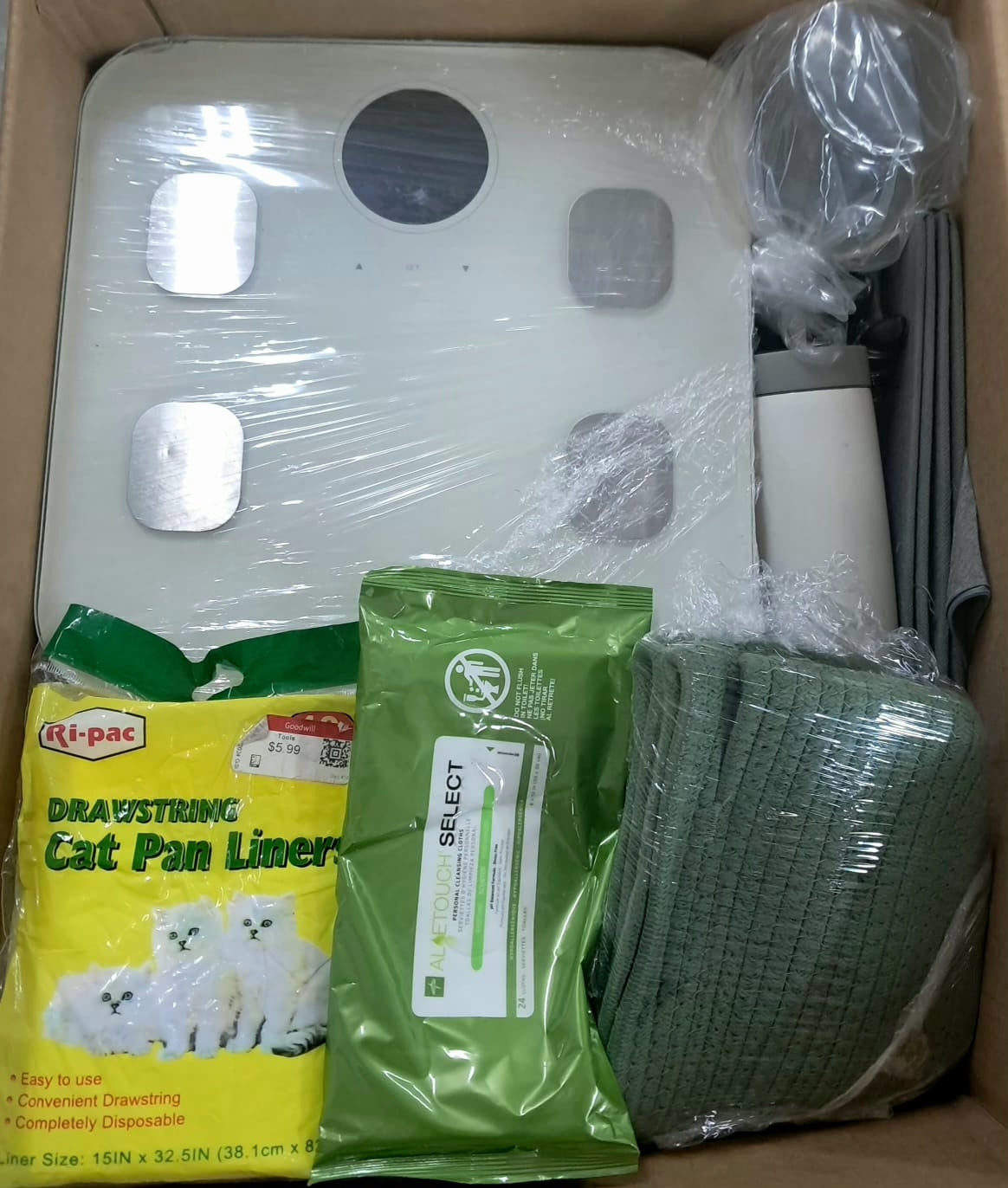 Caja #133 miscelaneo  clasificado  americano usado
