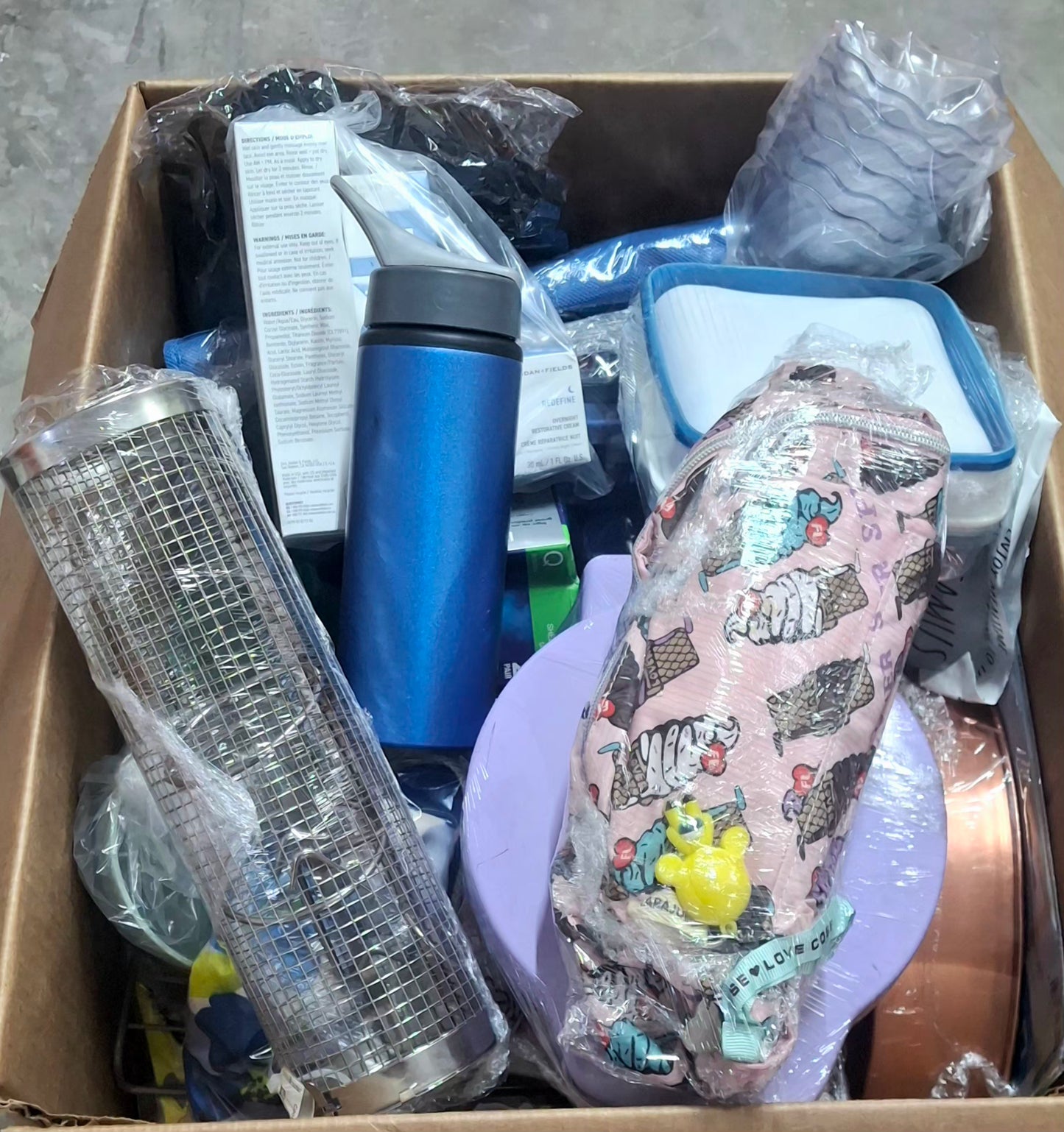 Caja #83 miscelaneo  clasificado  americano  usado