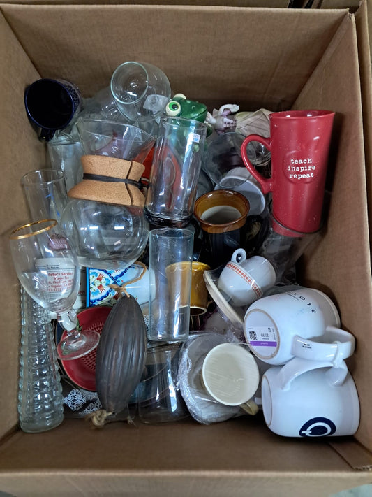 Caja #74 cristal clasificado  americano  usado