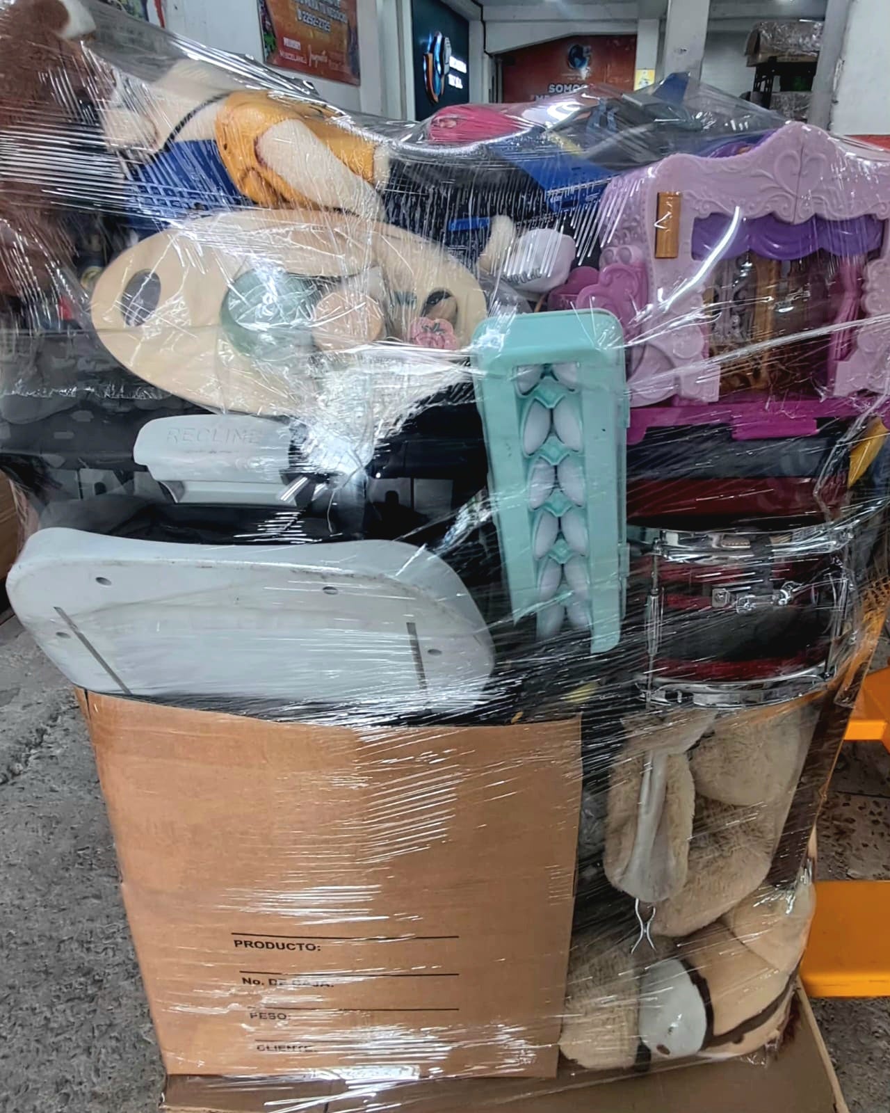 Tarima #13 juguete  crudo limpio  americano usado