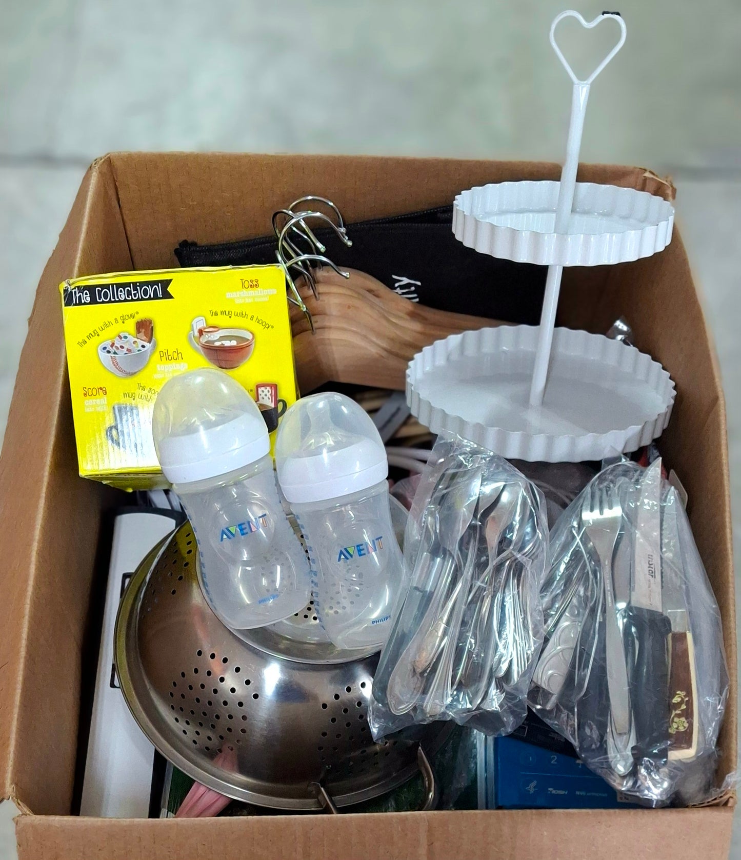 Caja #149 miscelaneo  clasificado  americano usado