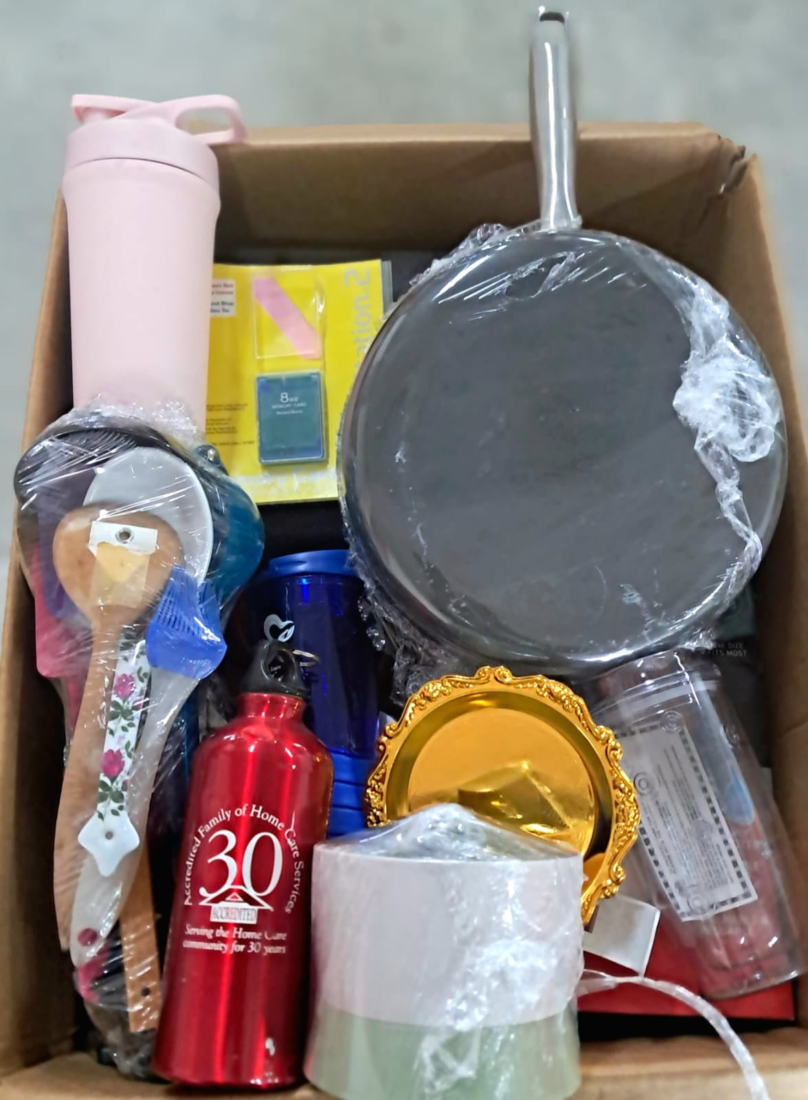 Caja #138 miscelaneo clasificado americano usado