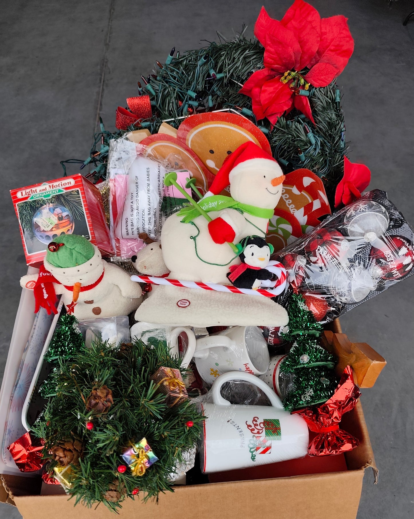 Caja#87 Navideño usado americano