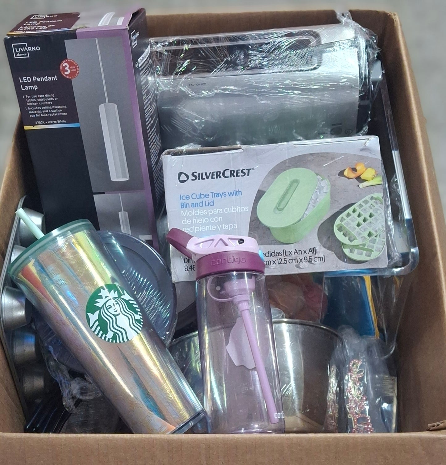 Caja #134 miscelaneo  clasificado  americano usado
