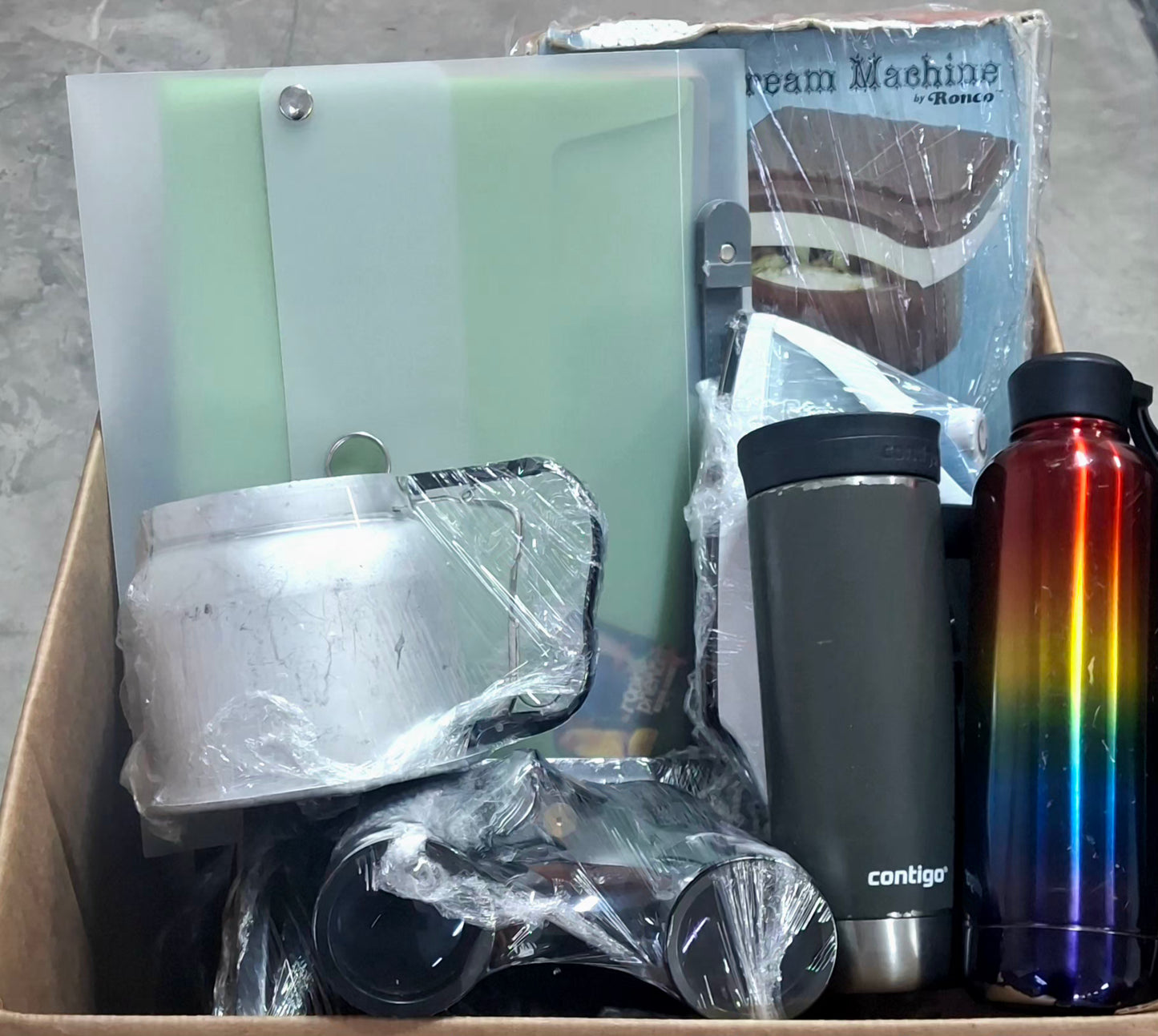 Caja #28  miscelaneo  clasificado americano usado