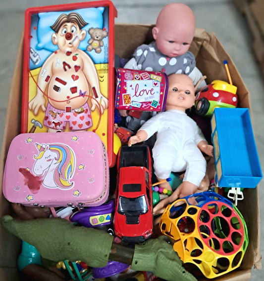 Caja #266 juguete crudo americano usado