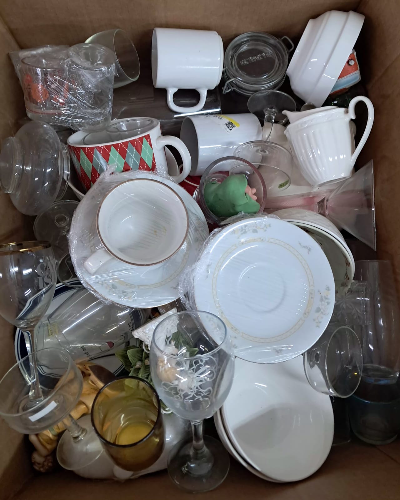 Caja #72 cristaleria clásificado usado americano
