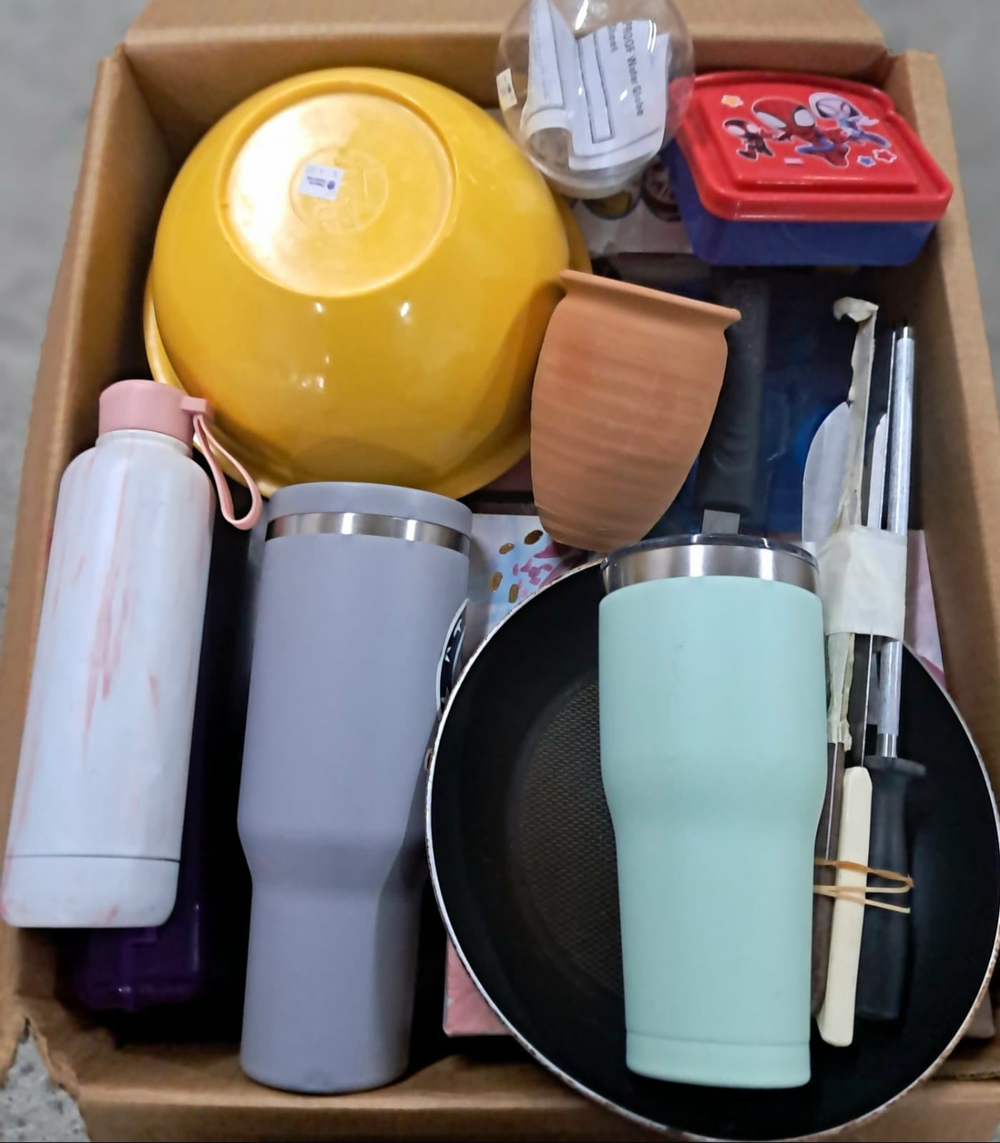 Caja #58 miscelaneo clasificado americano usado