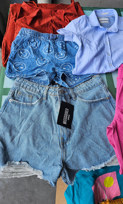 Caja #41 ropa clasificada mixta tropical americano