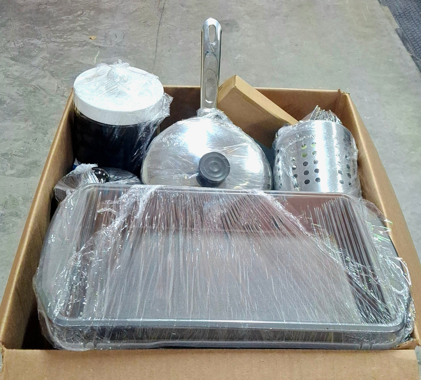 Caja #20 miscelaneo  clasificado  americano usado